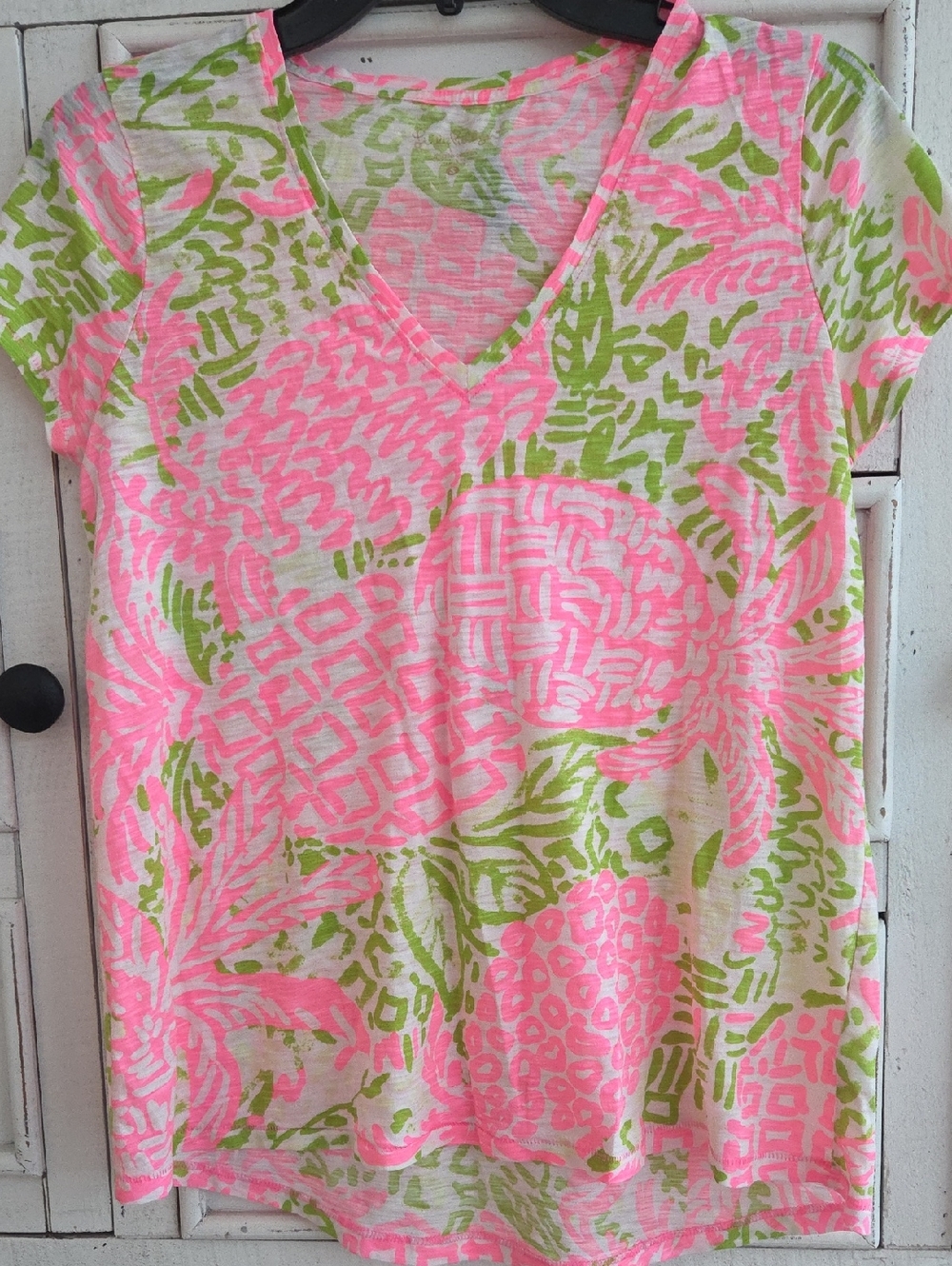 Lilly Pulitzer Etta Vneck Tshirt